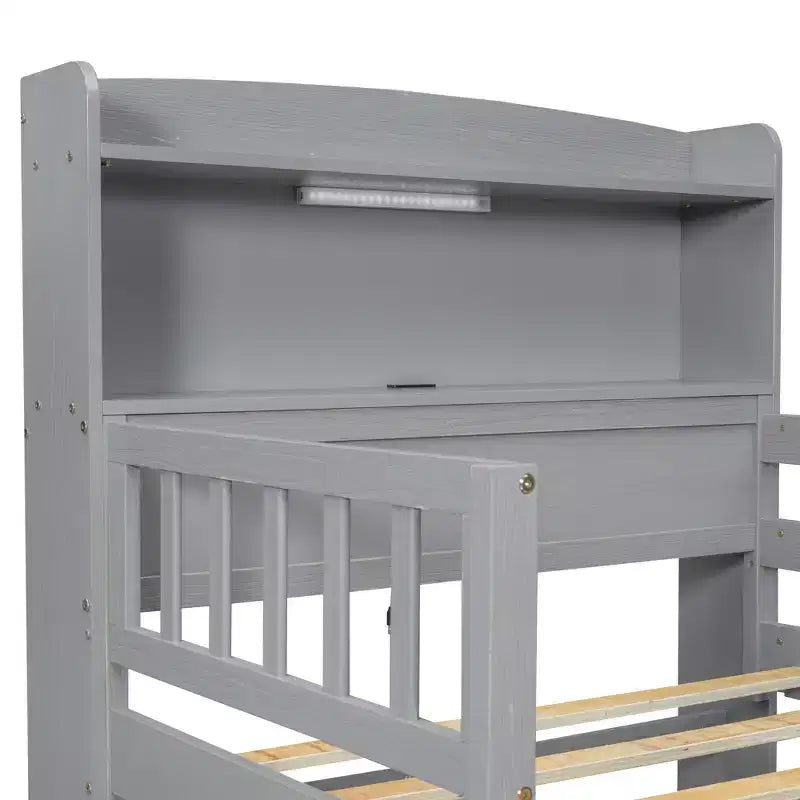 Letto a piattaforma in legno a una piazza con luce LED integrata, testiera multifunzionale, ringhiera e cassetti