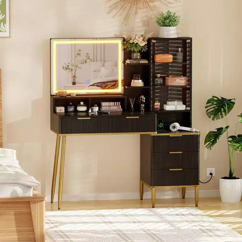 Comò da camera da letto con luce e presa di corrente, Scaffale in legno con 5 cassetti, Perfetto per camera da letto o spogliatoio