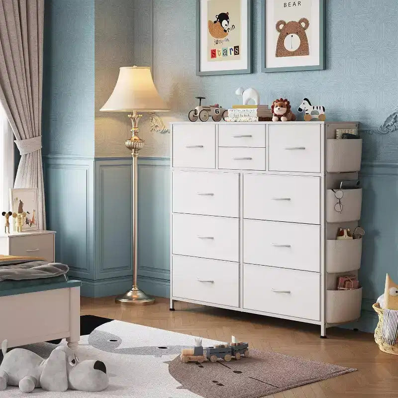 Cassettiera con 10 cassetti, tasche laterali e ganci per camera da letto, soggiorno, corridoio, armadio, finitura in PU, robusto telaio in metallo, bianco